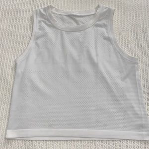 White mesh lululemon cropped tank size 4